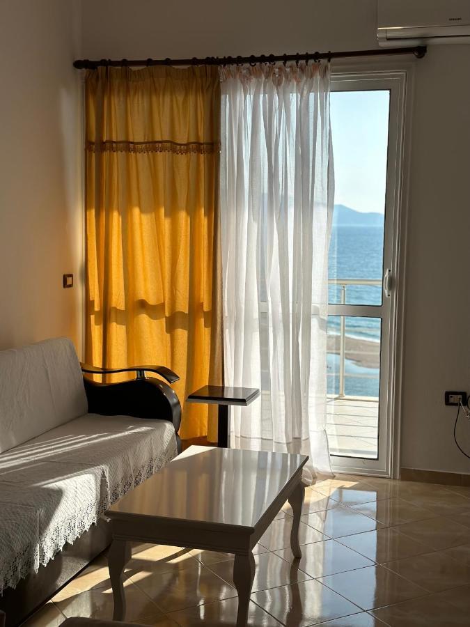Blue Bay Apartments Sarandë Exterior foto